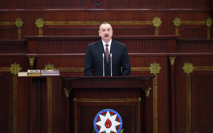 Ильхам Алиев: За минувшие 15 лет демократическое развитие страны происходило ускоренными темпами