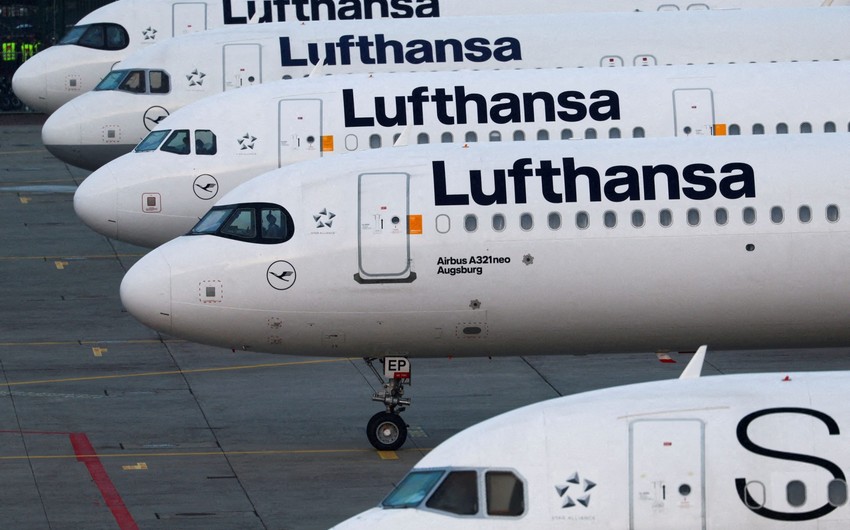 Lufthansa Group aims for 10,000 new hires in 2025, fewer jobs for core airline