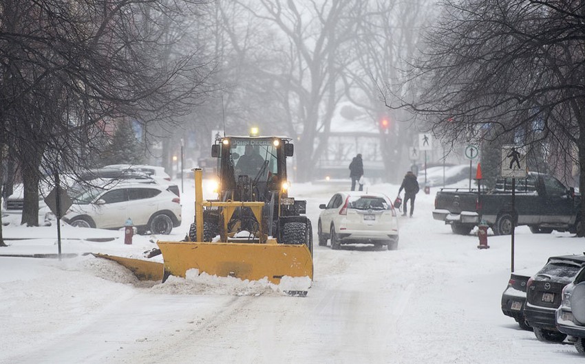 Heavy snowfall triggered about 130 accidents in Canada