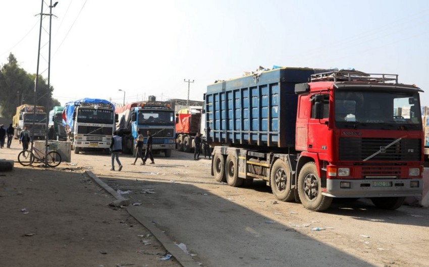 Египет перенаправил 200 грузовиков с помощью для Газы на КПП Керем-Шалом