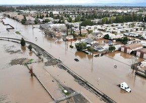Из-за наводнений в Калифорнии погибли 14 человек