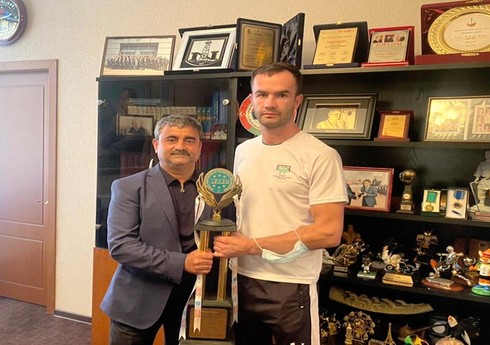 Азербайджанский кикбоксер стал победителем международного турнира