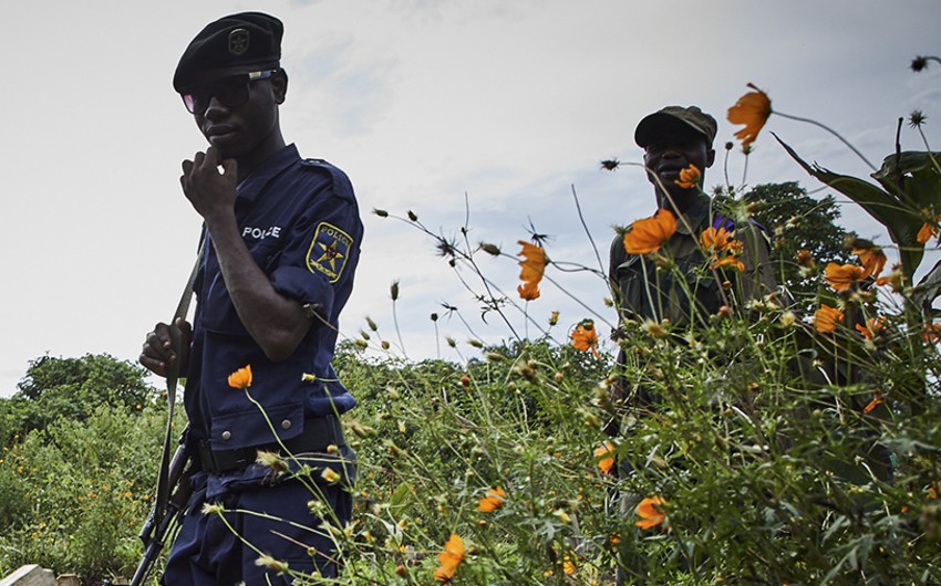 Attack on bar in troubled northeast DR Congo kills 10