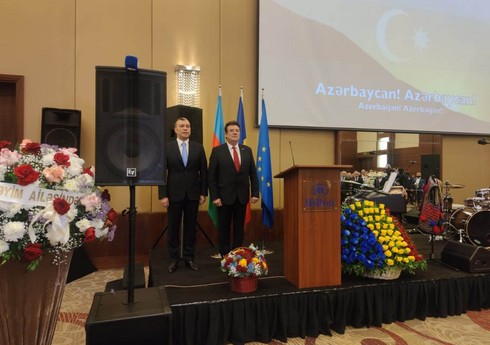 Румыния и Азербайджан предлагают запустить проект в энергетической сфере