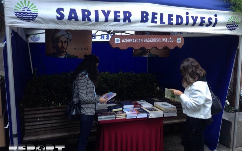 İstanbuldakı Heydər Əliyev Parkında kitab sərgisi açılıb - FOTO