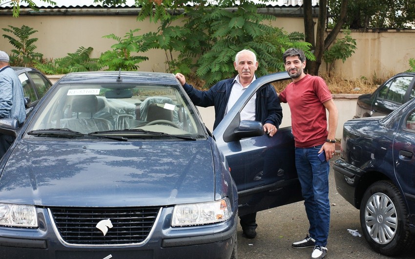 Еще 50 инвалидам Карабахской войны вручены ключи от автомобилей