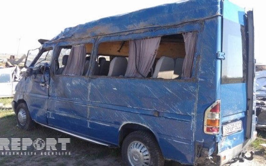 Goranboyda mikroavtobus aşıb, 3 nəfər yaralanıb - FOTO - YENİLƏNİB