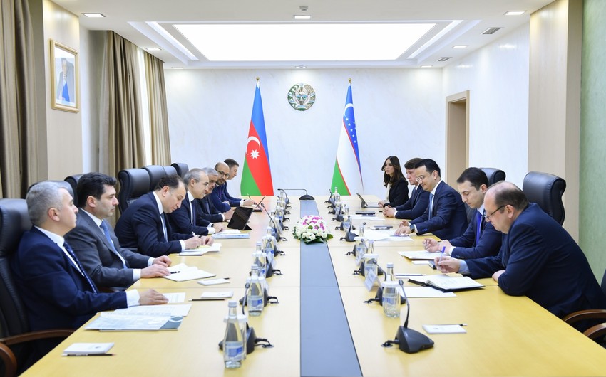 Development of investment, trade and economic ties with Baku discussed in Tashkent