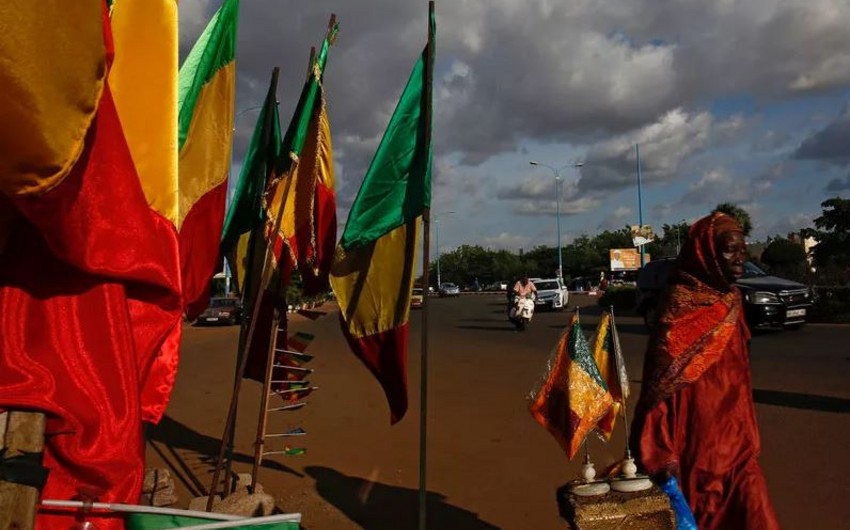 Mali expels French ambassador