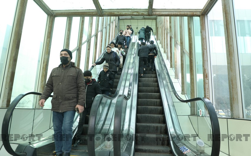 Почему на пешеходных переходах в Баку не работают некоторые эскалаторы? 