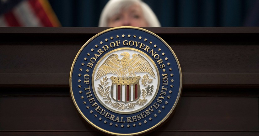 ФРС США выразила обеспокоенность отсутствием прогресса в борьбе с инфляцией в стране