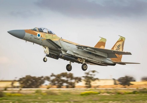 ВВС Израиля наносят удары по инфраструктуре 
