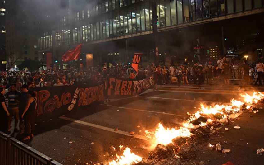 Braziliyada nümayişçilərlə polis arasında toqquşmalar baş verib