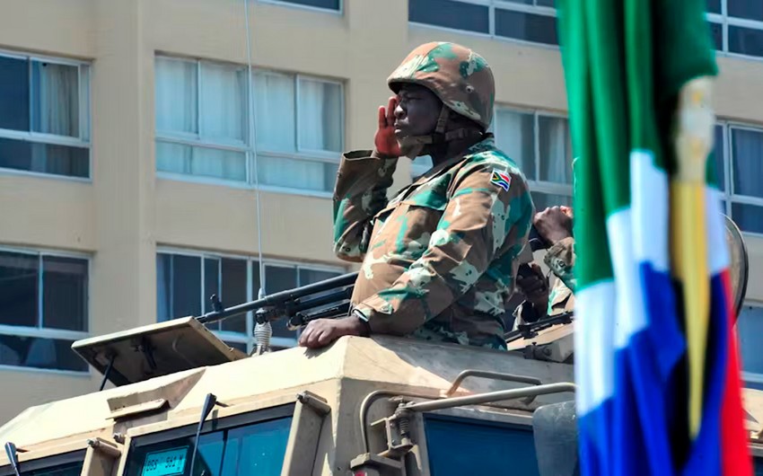 South Africa to continue to use military to maintain order in country