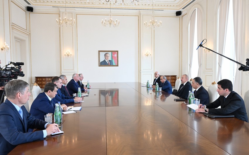 President Ilham Aliyev receives Russia's Security Council Secretary