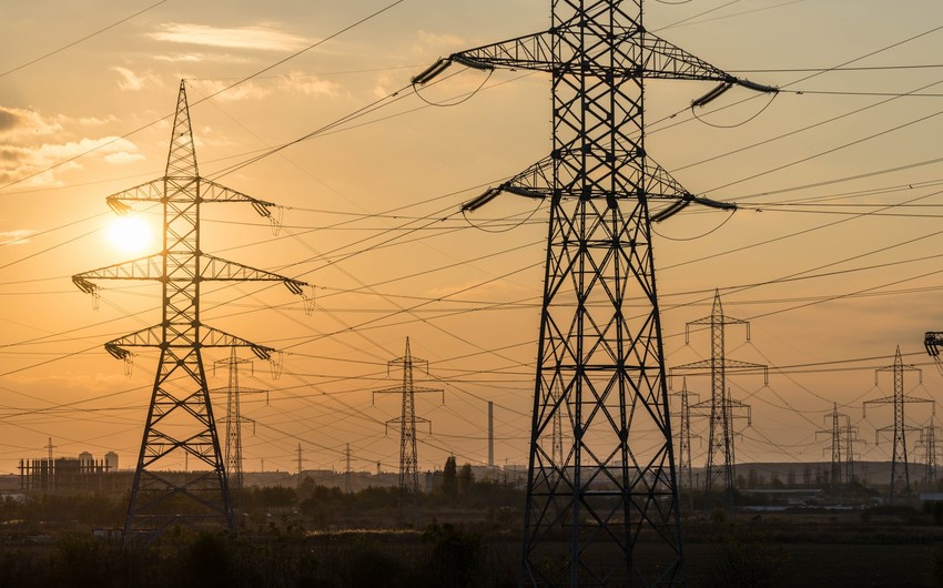 Azərbaycanın ümumi elektrik enerjisi istehsalının gücü 8,4 min MVt-ı ötüb