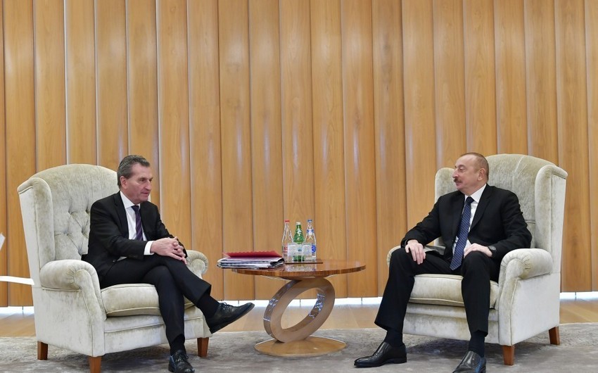 Президент Азербайджана встретился с комиссаром Европейской комиссии