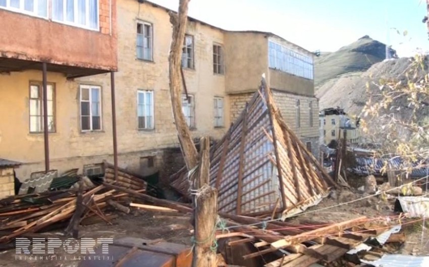 В Дашкесане произошел сильный ураган, есть разрушения - ФОТО