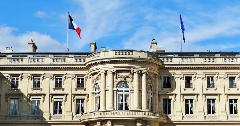 France summons Iranian ambassador