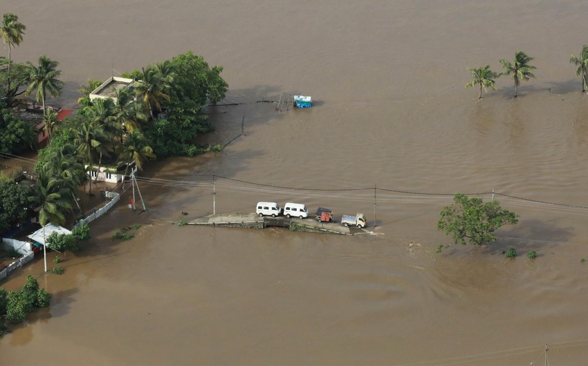 Не менее 12 человек погибли из-за наводнений на северо-востоке Индии