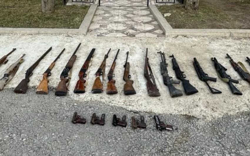 Machine gun, pistols, and assault rifles found in Shusha