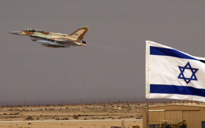 ПВО Сирии открыли огонь по израильскому истребителю над Эль-Кунейтрой