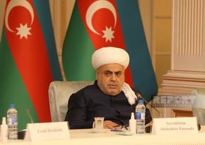 Аллахшукюр Пашазаде поздравил азербайджанский народ по случаю праздника Гурбан