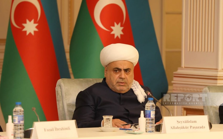 Аллахшукюр Пашазаде поздравил азербайджанский народ по случаю праздника Гурбан