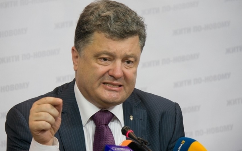 Poroshenko signed a decree on appeal to UN and EU to send peacekeepers to Ukraine