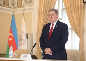 Президент НАНА встретился с военными атташе иностранных государств