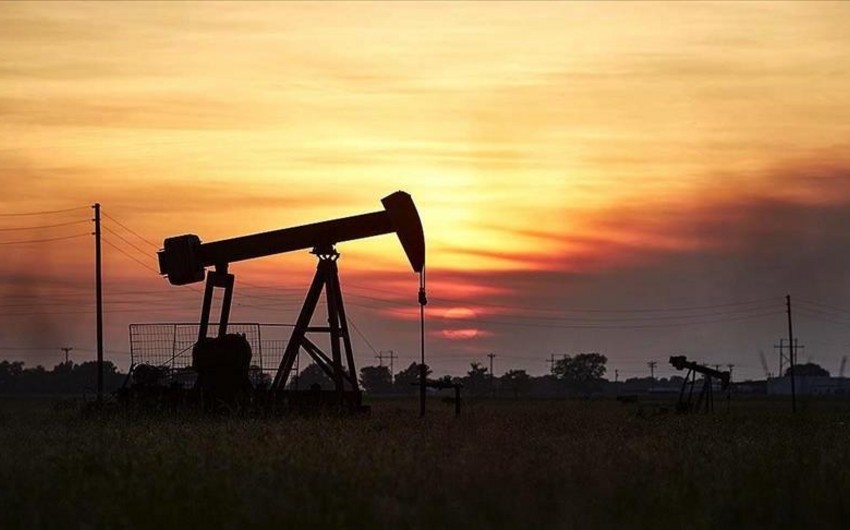 Oil falling in price amid gradual recovery in US supply