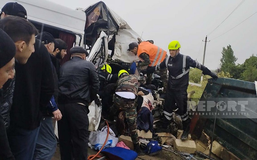 Kürdəmirdə mikroavtobusun KamAZa çırpılması nəticəsində yaralananların durumu açıqlanıb - YENİLƏNİB-3