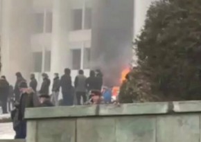 Building of Kazakh presidential residence on fire in Almaty