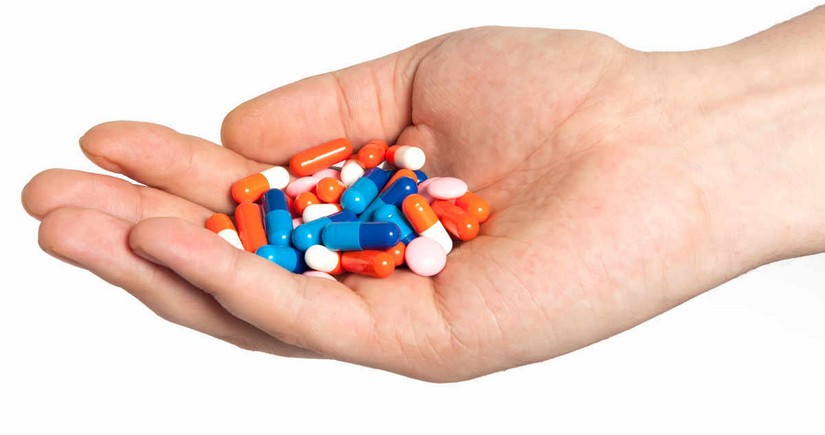 В Азербайджане 128 наименований незарегистрированных лекарственных средств изъяли из продажи