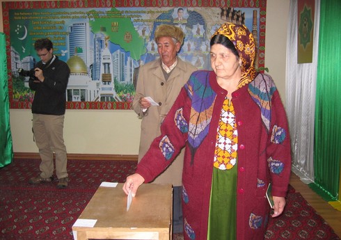 В Туркменистане пройдут первые выборы в верхнюю палату парламента