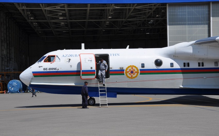 Задействованный в тушении лесных пожаров в Турции самолет-амфибия вернулся в Баку