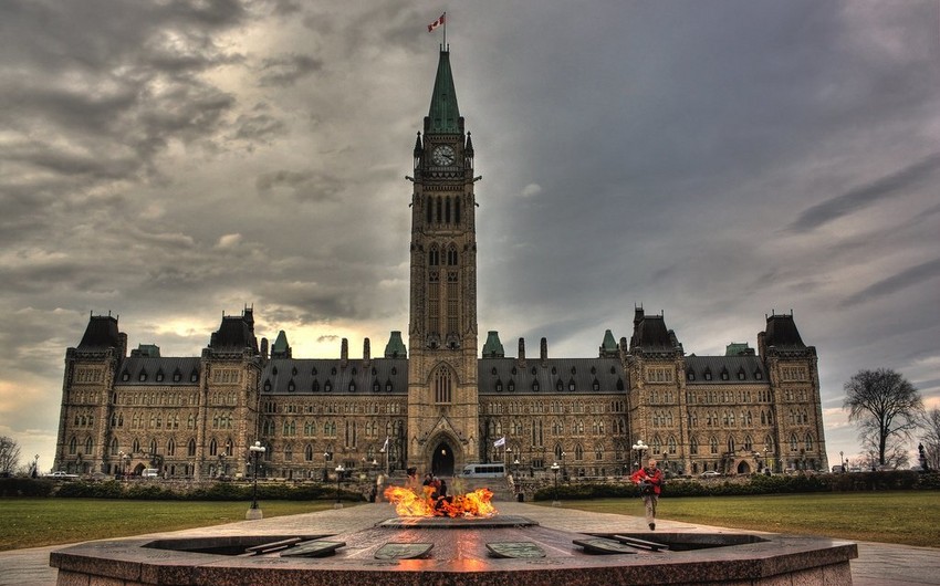 Персонал парламента Канады эвакуировали из-за возможной угрозы в здании