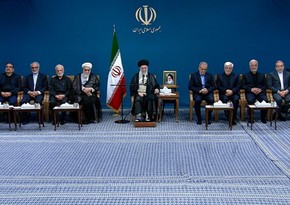 Masoud Pezeshkian meets with Supreme Leader of Iran