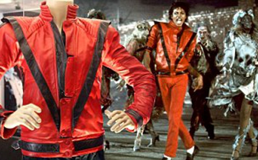 Куртку Майкла Джексона продали в Лондоне за 306 тыс. долларов