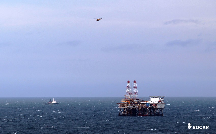 SOCAR: Более тысячи нефтяников эвакуированы с морских платформ - ДОПОЛНЕНО