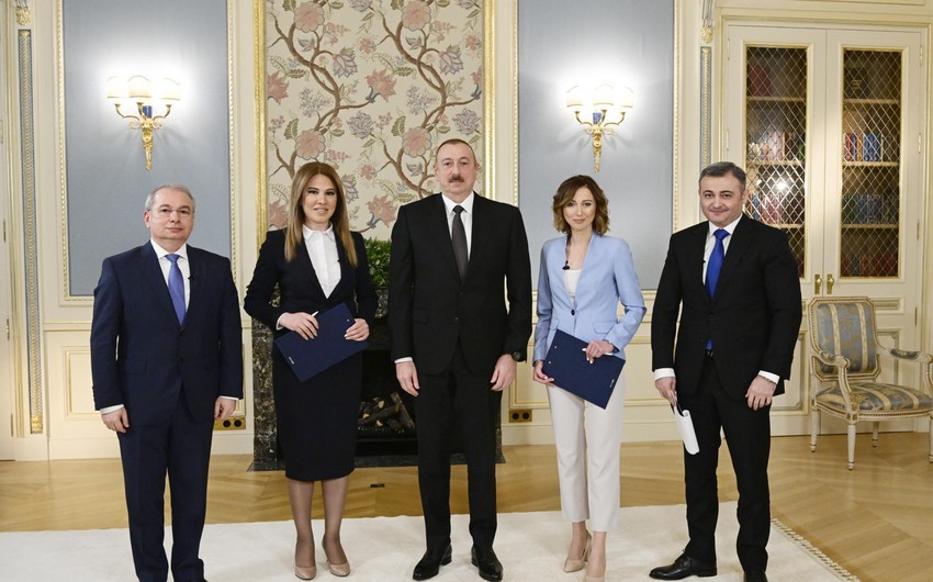 President Ilham Aliyev gave interview to a group of local journalists