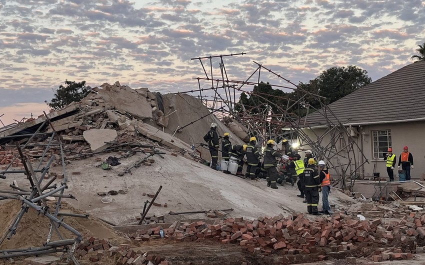 Число погибших при обрушении здания на юго-западе ЮАР увеличилось до 14