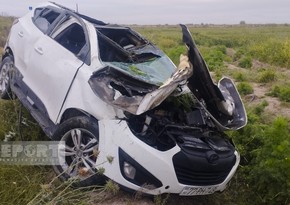 В Кюрдамире водитель получил травмы при опрокидывании автомобиля