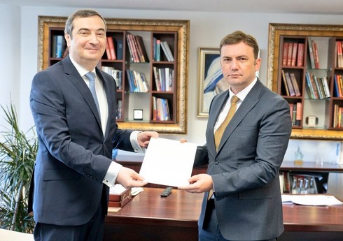 Посол Азербайджана вручил копию верительных грамот главе МИД Северной Македонии