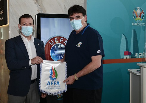 Эльхан Мамедов встретился с генсеком УЕФА