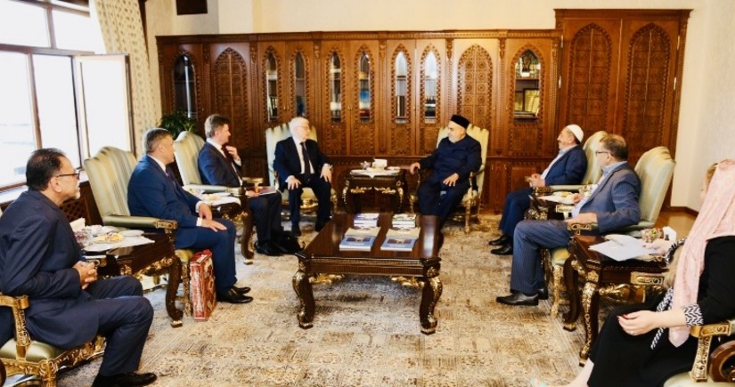 QMİ sədri Rusiya səfirini Azərbaycanda diplomatik fəaliyyətinin başa çatması münasibətilə qəbul edib