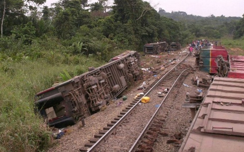 В Конго перевернулся поезд, большинство погибших и раненых - безбилетники