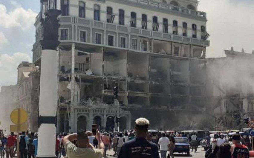 Powerful explosion rocks hotel in downtown Havana