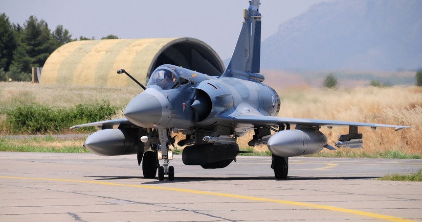 Fransa Ukraynaya 6 ədəd “Mirage 2000-5” verəcək