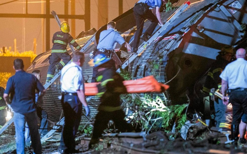 Один человек погиб при аварии с поездом, в котором ехали конгрессмены США